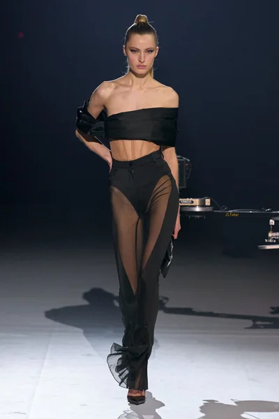 Look 30